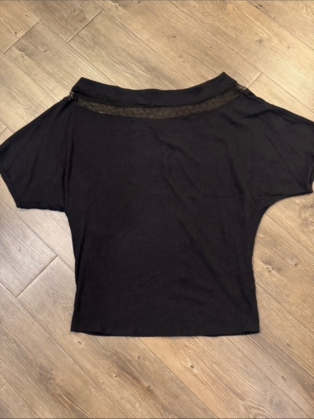 🆕 Daytrip Black Off-Shoulder Top with Lace Trim. XL. NWOT!🔥 - Picture 1 of 2
